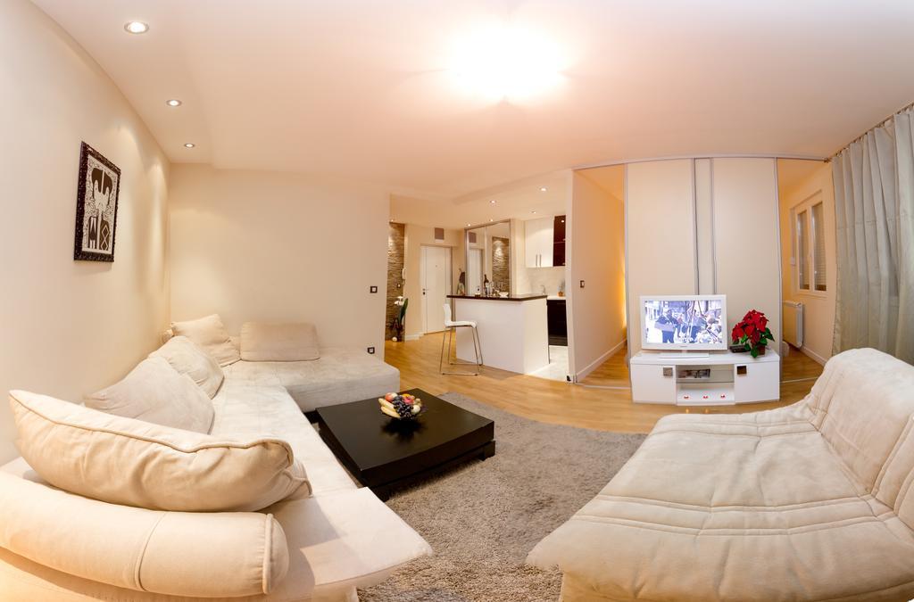 Slavija Square Apartments Belgrado Habitación foto